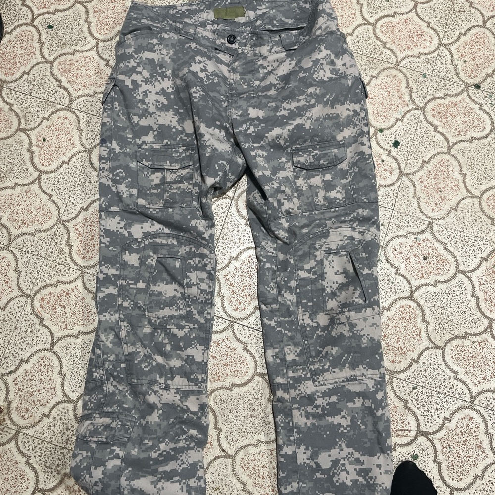 camo cargo pants white and grey